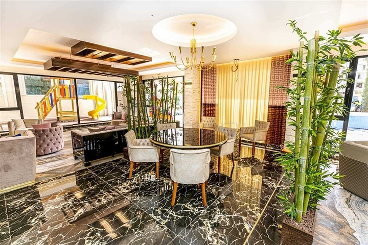 بنتهاوس فاخر 3 + 2 في منطقة محمودلار الشهيرة