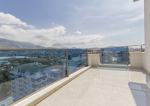 بنتهاوس فاخر 3 + 2 في منطقة محمودلار الشهيرة