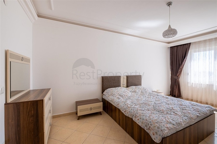 شقة كبيرة 2 + 1 في منطقة سيكجيلي