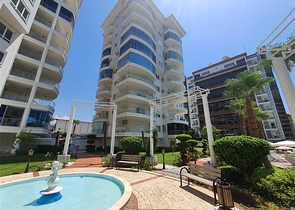 شقة كبيرة 2 + 1 في منطقة سيكجيلي