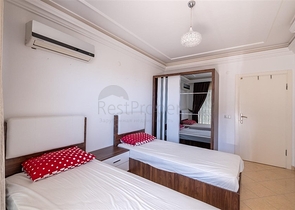 شقة كبيرة 2 + 1 في منطقة سيكجيلي