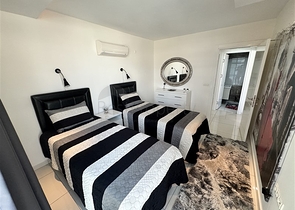 شقة فسيحة 2 + 1 في المنطقة الوسطى من ألانيا