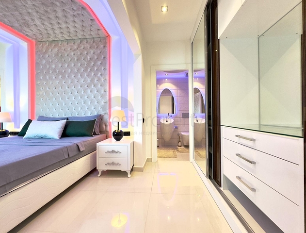 شقة في مجمع سكني على البحر في محمودلار