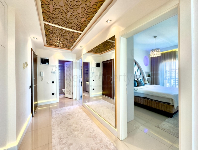 شقة في مجمع سكني على البحر في محمودلار