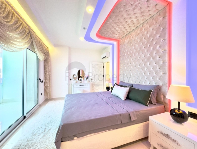 شقة في مجمع سكني على البحر في محمودلار