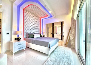 شقة في مجمع سكني على البحر في محمودلار