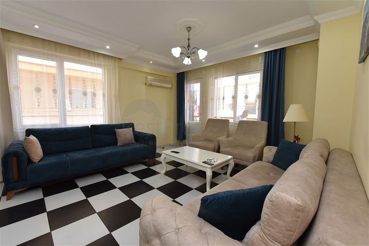 شقة 2+1 في منطقة محمودلار ، على بعد 50 متر من البحر