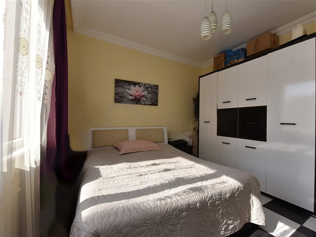 شقة 2+1 في منطقة محمودلار ، على بعد 50 متر من البحر