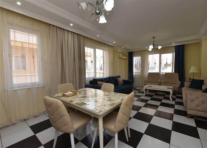 شقة 2+1 في منطقة محمودلار ، على بعد 50 متر من البحر