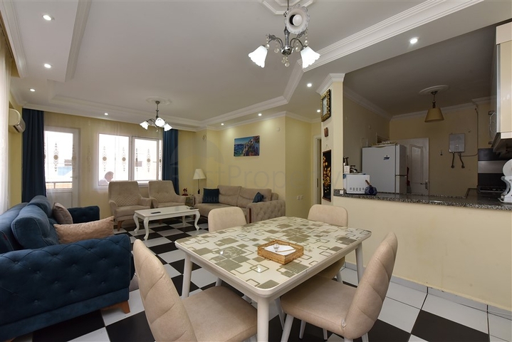 شقة 2+1 في منطقة محمودلار ، على بعد 50 متر من البحر