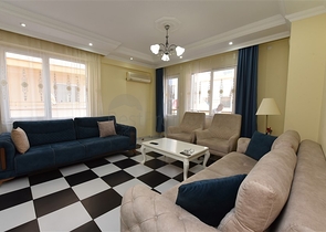 شقة 2+1 في منطقة محمودلار ، على بعد 50 متر من البحر