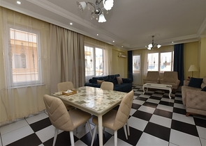 شقة 2+1 في منطقة محمودلار ، على بعد 50 متر من البحر