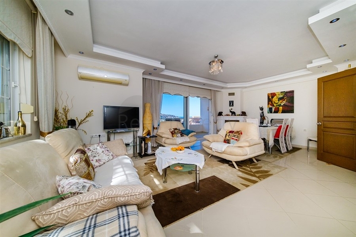 3 + 1 بنتهاوس في وسط ألانيا