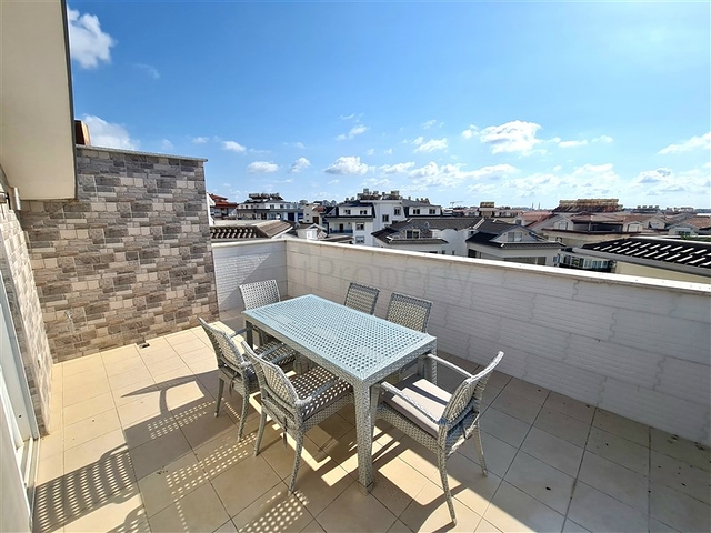 بنتهاوس مريح 3 + 1 مفروش في منطقة أوبا