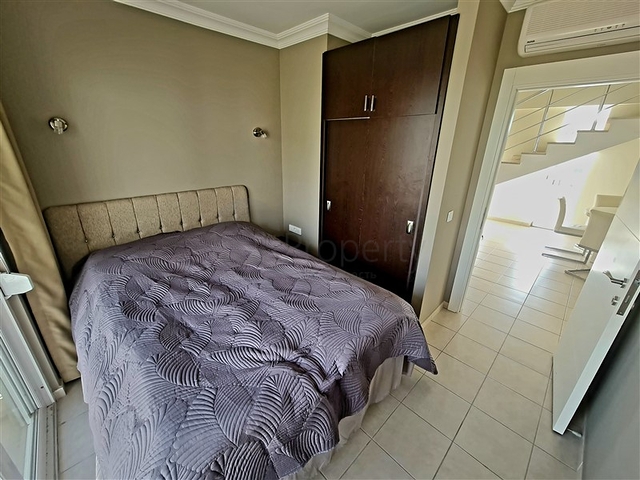 بنتهاوس مريح 3 + 1 مفروش في منطقة أوبا