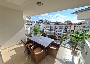 بنتهاوس مريح 3 + 1 مفروش في منطقة أوبا