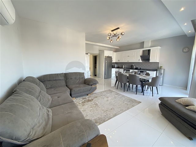 دوبلكس فاخرة -4 غرف وصالة - مفروشة بأناقة -ضمن مجمع انيق -في اوبا / الانيا 