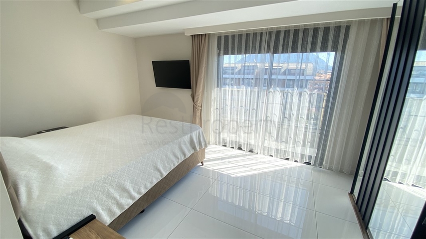 دوبلكس فاخرة -4 غرف وصالة - مفروشة بأناقة -ضمن مجمع انيق -في اوبا / الانيا 