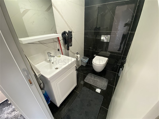 دوبلكس فاخرة -4 غرف وصالة - مفروشة بأناقة -ضمن مجمع انيق -في اوبا / الانيا 