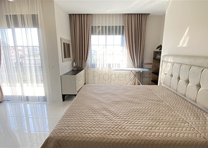 دوبلكس فاخرة -4 غرف وصالة - مفروشة بأناقة -ضمن مجمع انيق -في اوبا / الانيا 