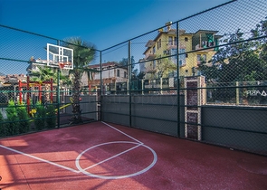 دوبلكس فاخرة -4 غرف وصالة - مفروشة بأناقة -ضمن مجمع انيق -في اوبا / الانيا 