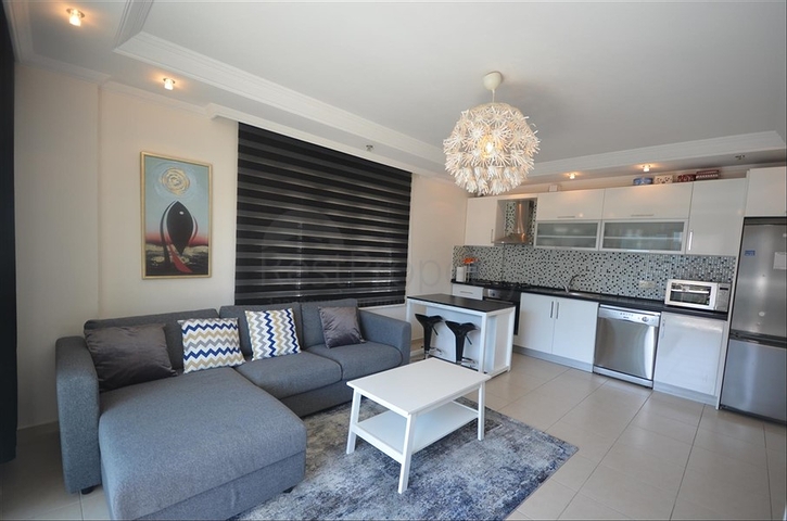 شقة 1+1 في منطقة توسمور ، 200 متر من البحر