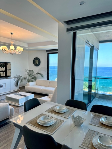 شقة مفروشة 3 + 1 على الساحل الأول