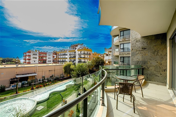 شقة 1+1 في وسط ألانيا في واحدة من أفضل المجمعات لفترة طويلة فقط