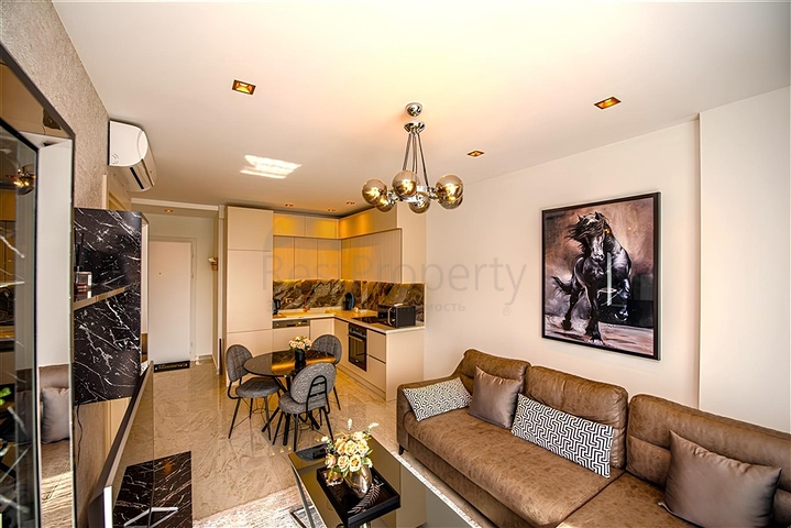 شقة 1+1 في وسط ألانيا في واحدة من أفضل المجمعات لفترة طويلة فقط