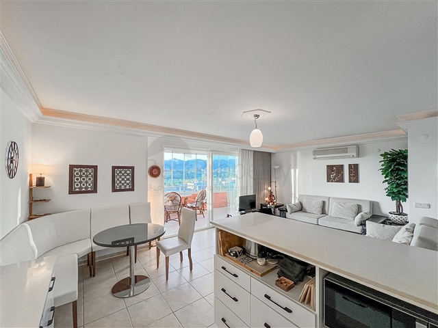 شقة مريحة من غرفتي نوم على بعد 150 متر من البحر