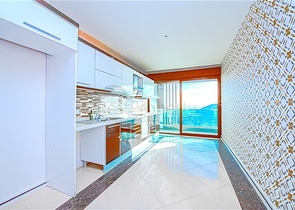 شقة 3 + 1 في وسط ألانيا