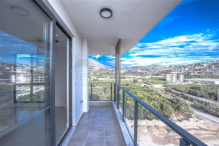 بنتهاوس 3+1 في منطقة كارجيجاك ، 350 متر من البحر 