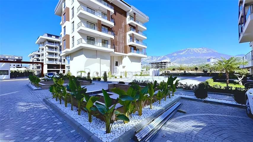 بنتهاوس 3+1 في منطقة كارجيجاك ، 350 متر من البحر 