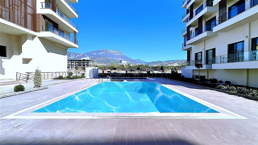 بنتهاوس 3+1 في منطقة كارجيجاك ، 350 متر من البحر 