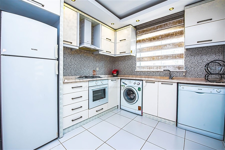 شقة مفروشة 1 + 1 في محمودلار