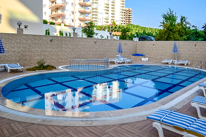 شقة مفروشة 1 + 1 في محمودلار