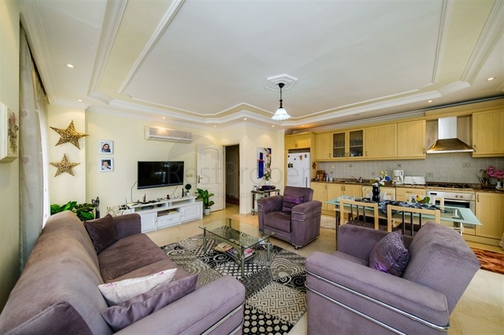 شقة 2 + 1 في وسط ألانيا