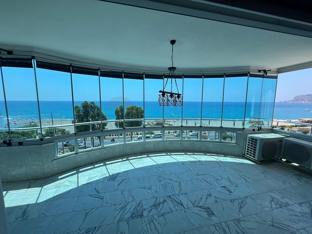 شقة 3+1 على الخط الأول في منطقة توسمور