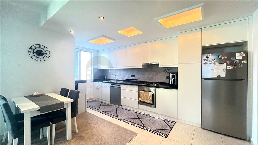 2 + 1 شقة 200 متر من البحر