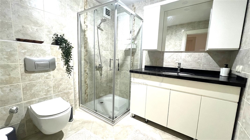 2 + 1 شقة 200 متر من البحر