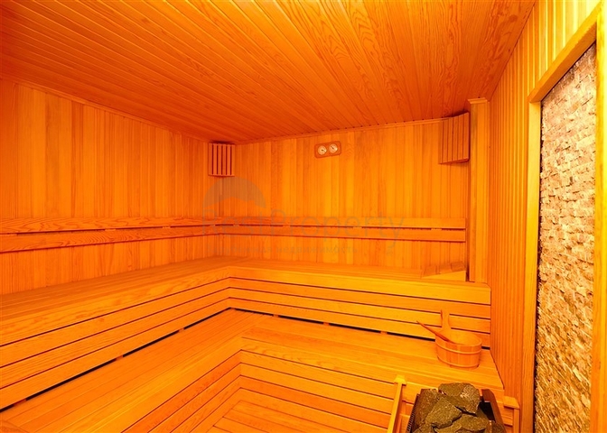 شقة للايجار 300 متر من البحر