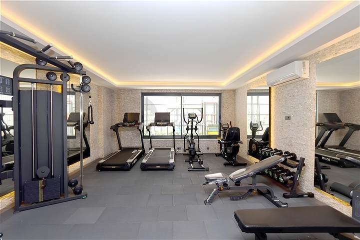 شقة للايجار 300 متر من البحر