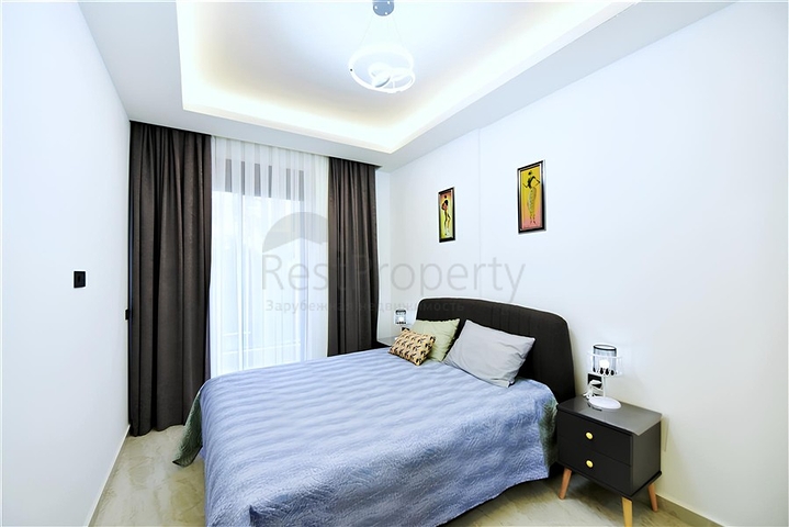 شقة للايجار 300 متر من البحر