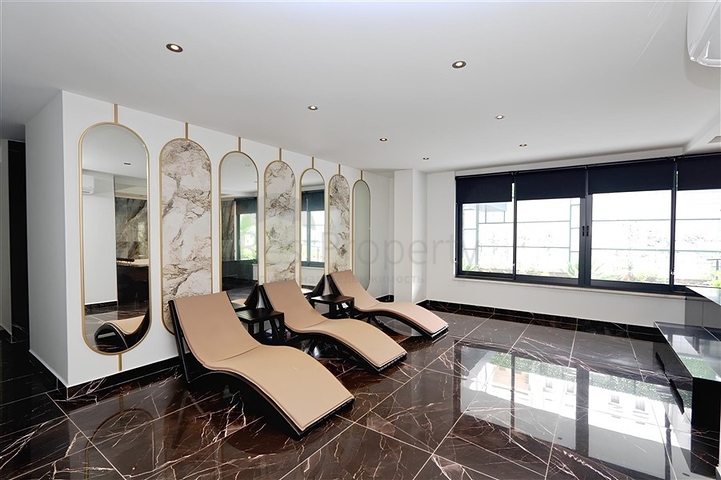 شقة للايجار 300 متر من البحر