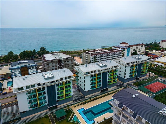 4 + 1 شقة في منطقة كارجيجاك 200 متر من البحر