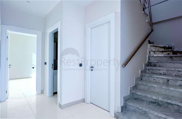 4 + 1 شقة في منطقة كارجيجاك 200 متر من البحر