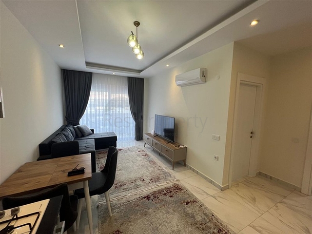 شقة 1 + 1 من المالك في حي كيستل