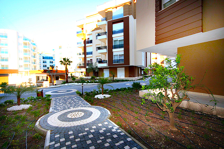 شقق بمساحات مختلفة في أنطاليا 