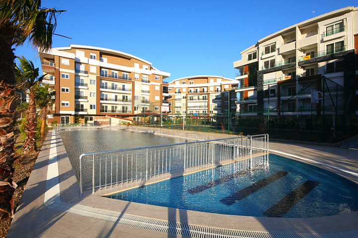 شقق بمساحات مختلفة في أنطاليا 