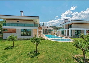 فيلا فاخرة 3 + 1 في كيمير